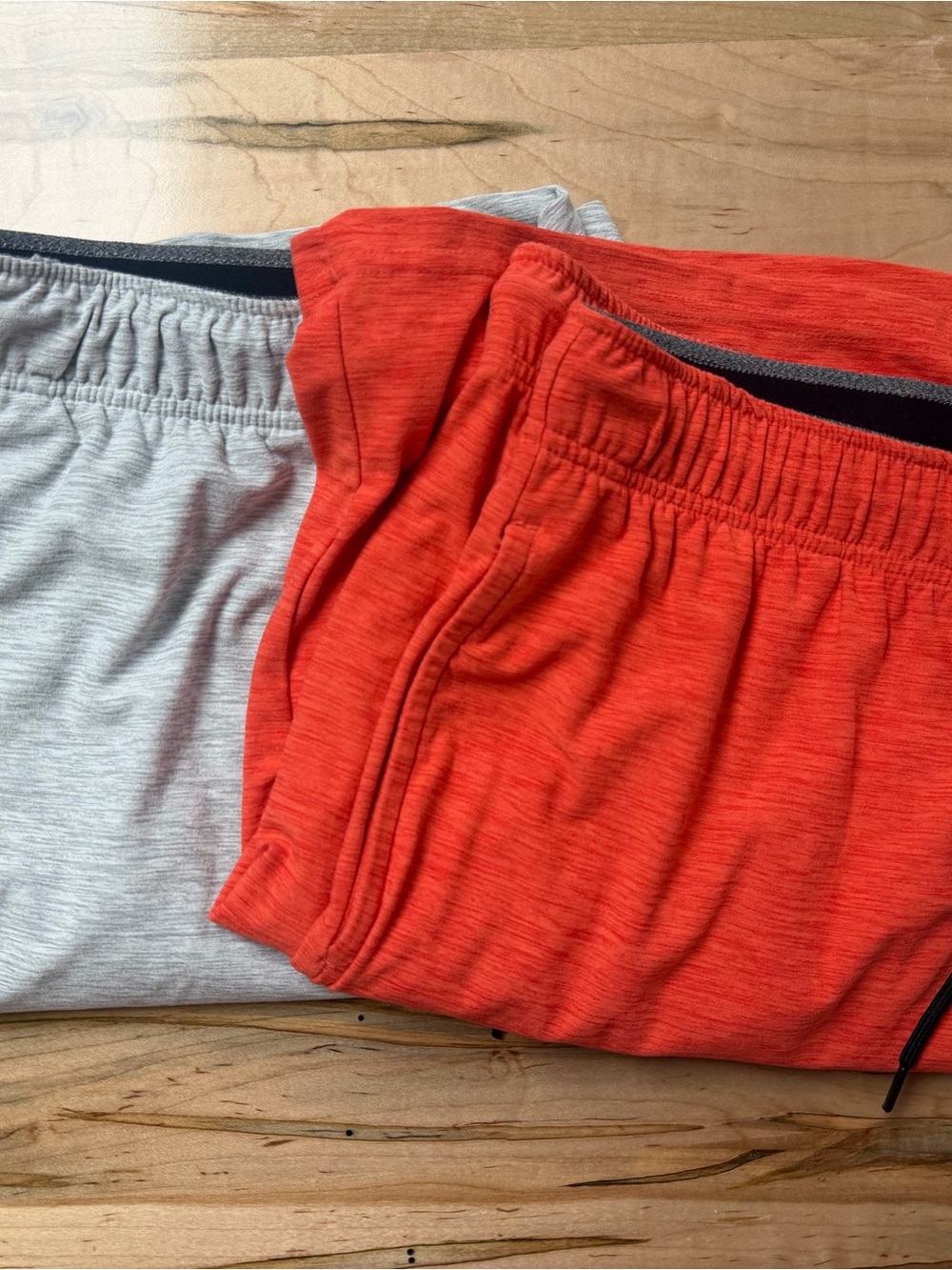 Old Navy Active Breathe On Men's Athletic Shorts Gray/Orange M Drawstring 2 Pair